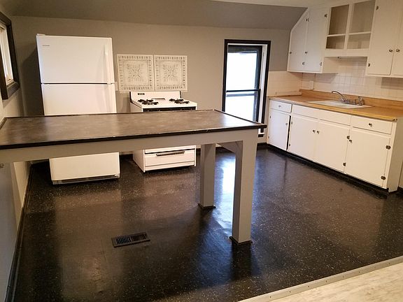 2nd image of 22 Saint John St APT 8