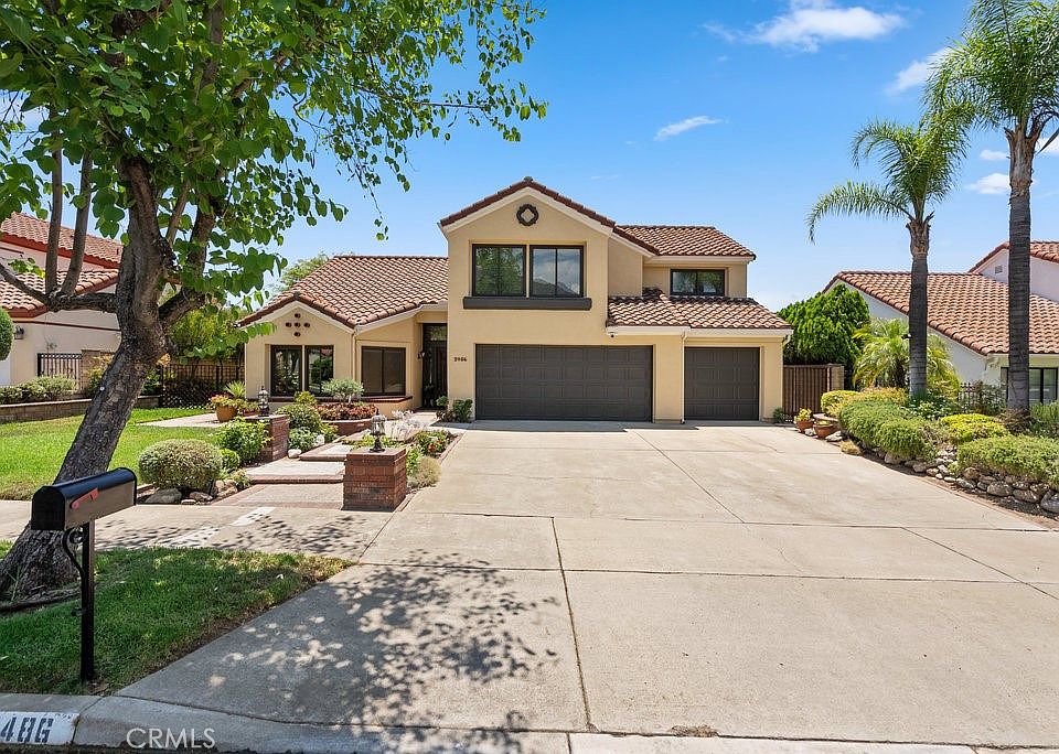 1st image of 2486 Sloan Dr