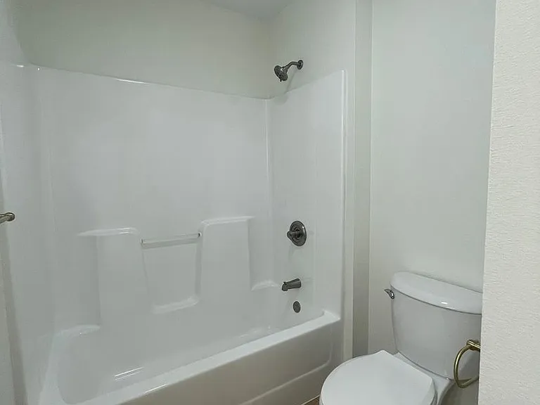 1009 N 24th St #1011 — Photo 10