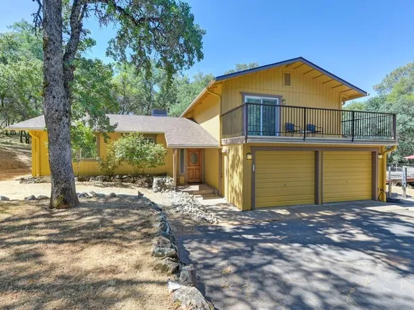 536 Oak View Ct, Pilot Hill, CA 95664