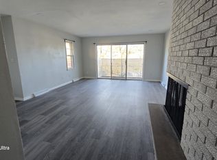 708 Medford Dr #710, Rockford, IL 61107
