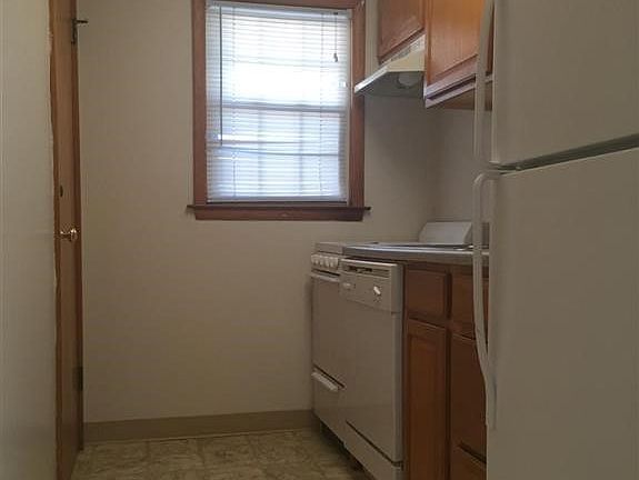 3rd image of 6609 Colfax Ave #6613