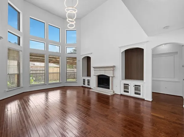 (undisclosed Address), Houston, TX 77095