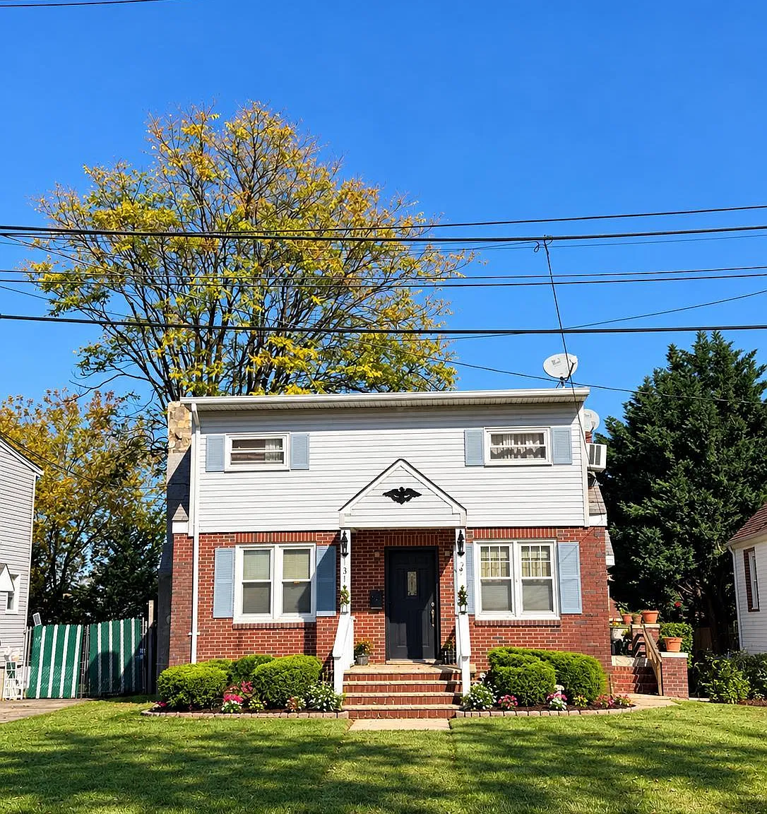 1 bed, 1.0 bath, $1,750 — Photo 1