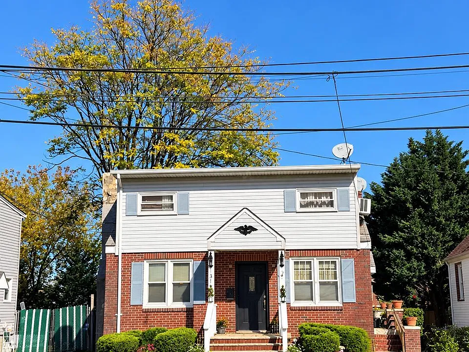 131 William St