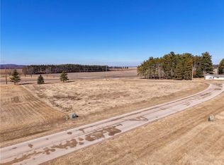 N6788 Pine Ridge Ln, Durand, WI 54736