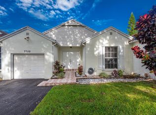 7705 Forest Green Ln, Boynton Beach, FL 33436