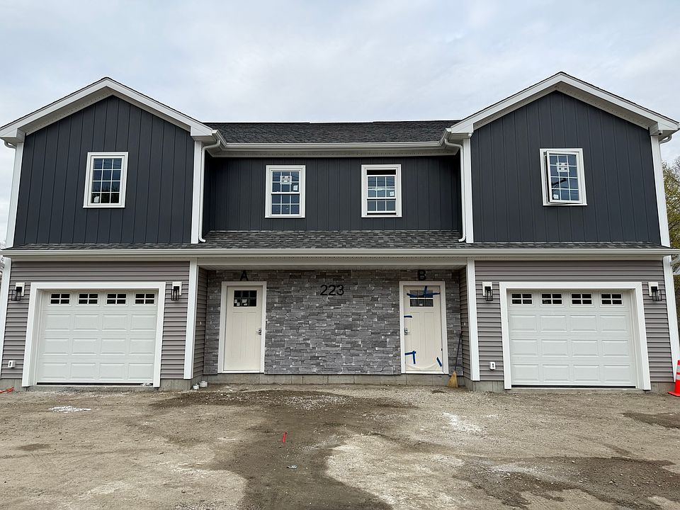 Separate front entry