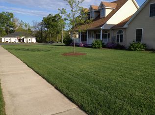 3 Huckleberry Rd, Windsor, CT 06095