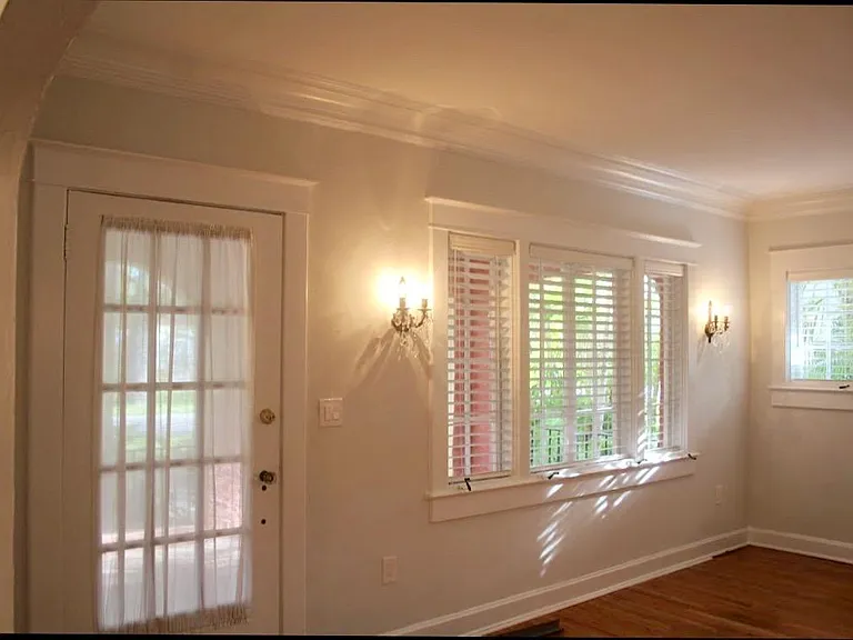 504 Aragon Ave — Photo 6