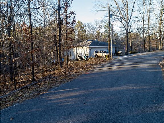 2nd image of Romsey Ln