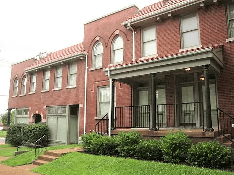 3861 McRee Ave — Photo 2