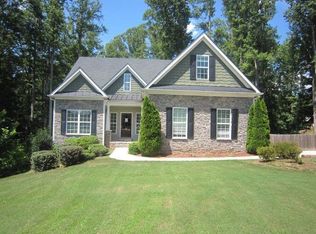 927 Vinings Dr, Winder, GA 30680