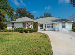 725 Barber St, Sebastian, FL 32958