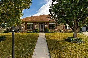 1st image of 208 Silver Tail Ln SW