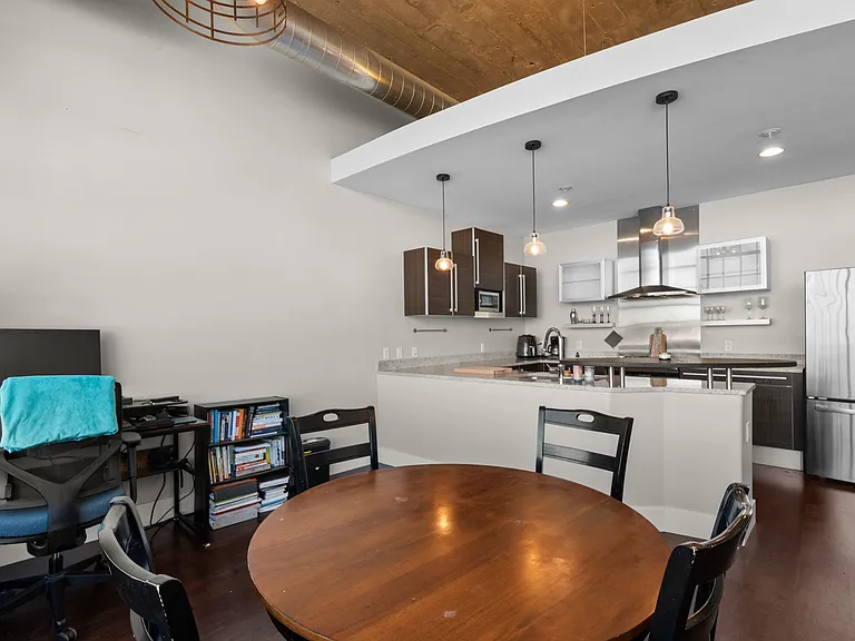 4100 Forest Park Ave #507 — Photo 7