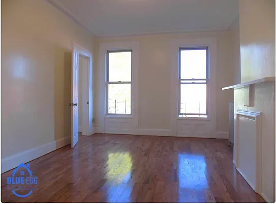 Rented by Blue Egg Realty Corp | media 7