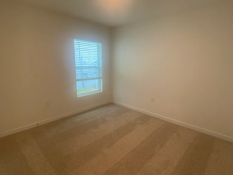 11519 Memorial Dr — Photo 12