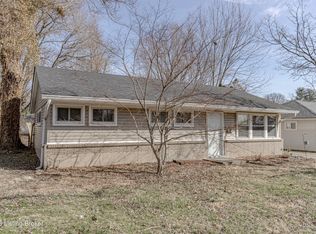 1313 Mill Race Rd, Lyndon, KY 40242