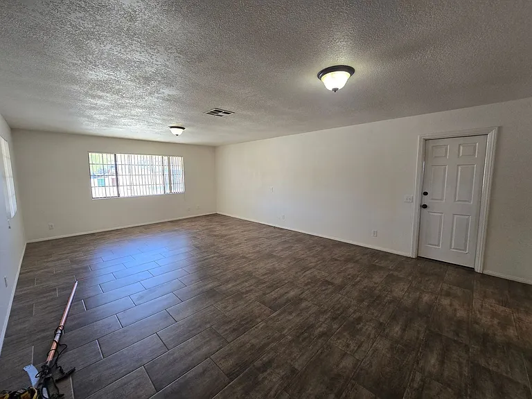 57980 Hidden Gold Dr — Photo 2