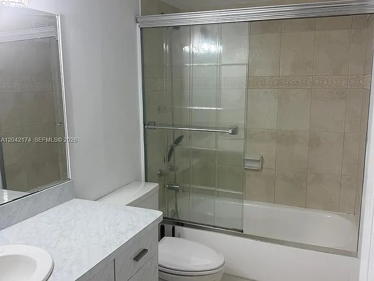 5005 Collins Ave #1104 — Photo 10