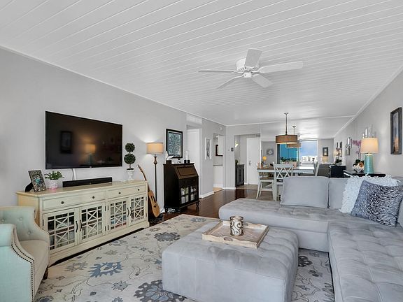 3rd image of 1208 Marine Way APT 301