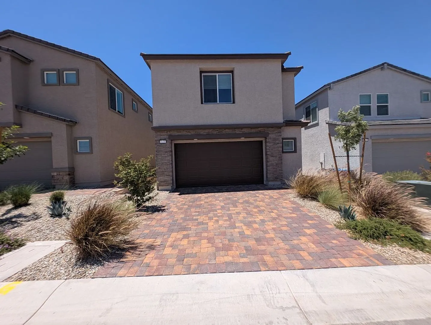 3339 Dancing Waters St — Photo 1