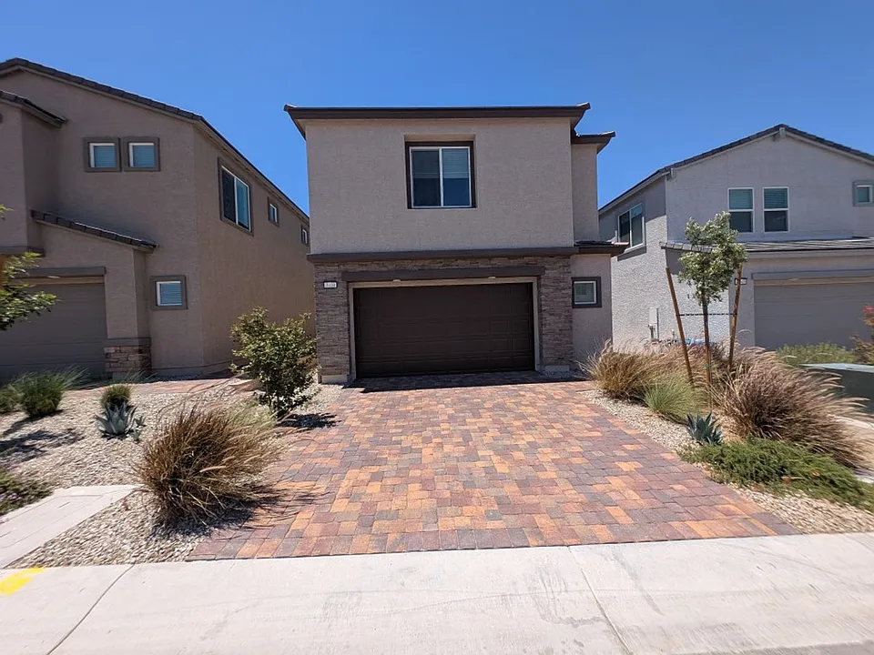3339 Dancing Waters St