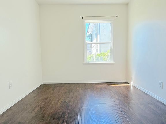 5th image of 6 Bonita St APT A