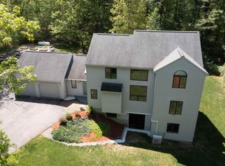 32 Proctor Hill Rd, Hollis, NH 03049