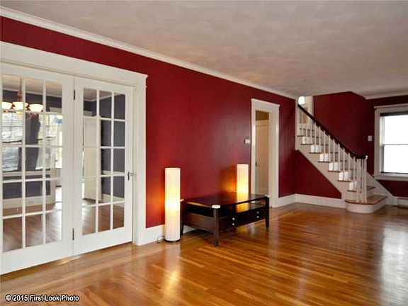 3rd image of 70 Blackamore Ave