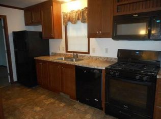 304 W Meadow Dr, Batavia, OH 45103