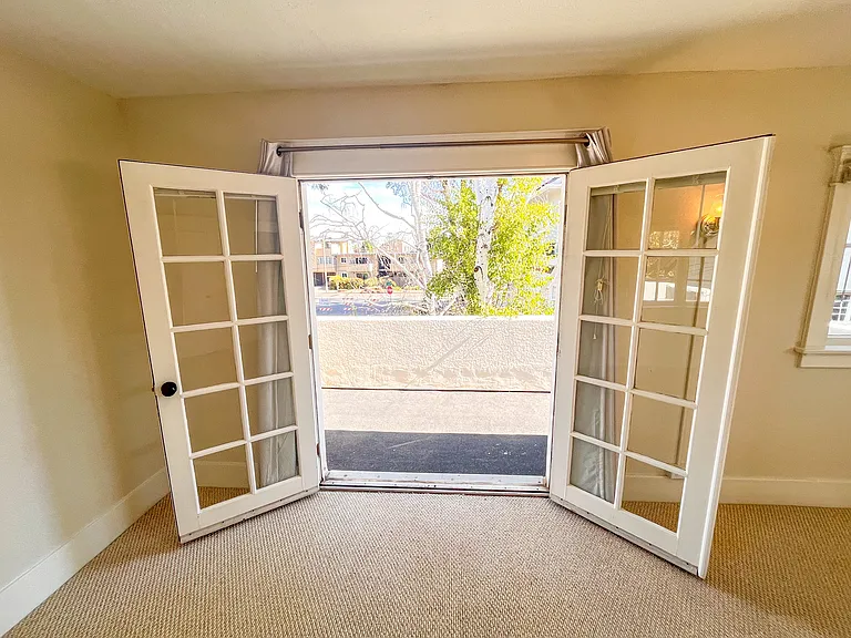 1509 Forest View Ave — Photo 19