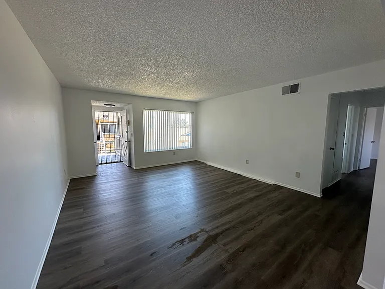 142 S Delano St #3 — Photo 6