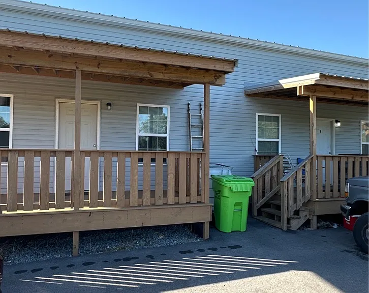 1208 N Church St #B — Photo 1