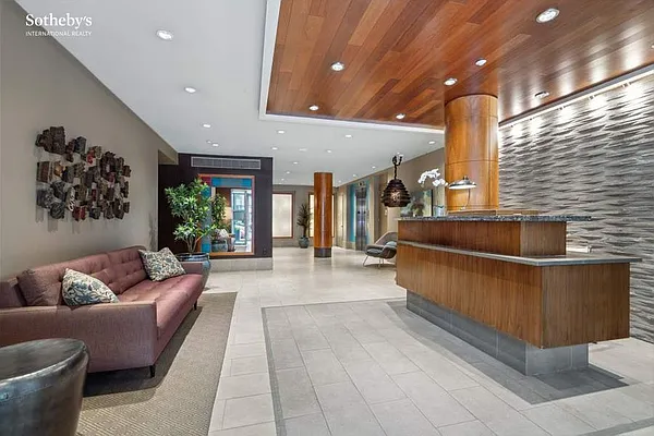 Rented by Sotheby's International Realty | media 13