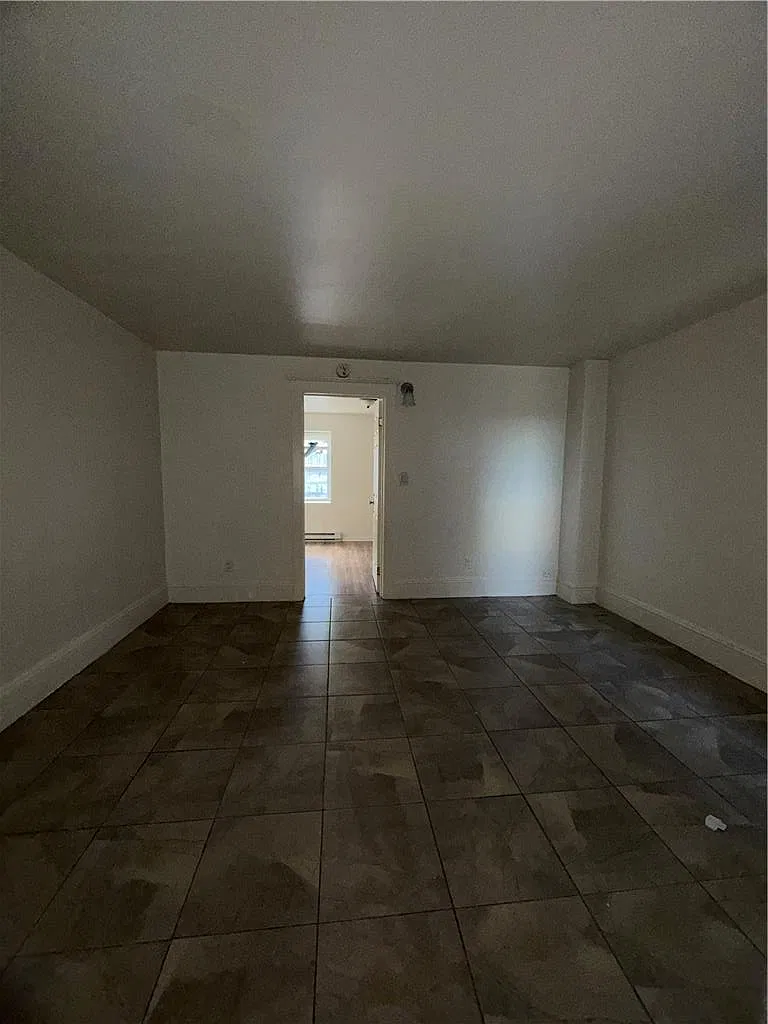 1 bed, 1.0 bath, 550 sqft, $1,350 — Photo 4