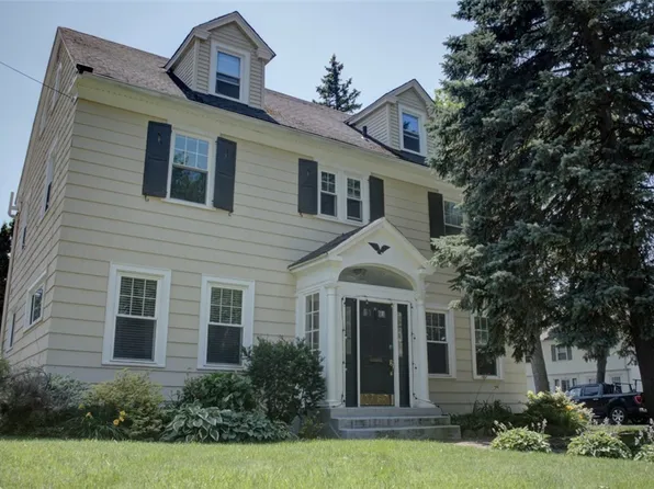 703 Maple Ave, Niagara Falls, NY 14305