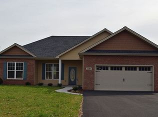 1597 Old Stagecoach Rd, Jonesborough, TN 37659