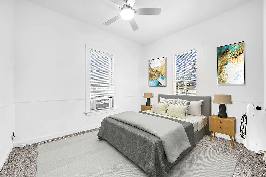 526 W Munson St — Photo 4