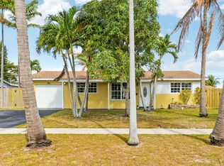 221 NW 39th Court, Deerfield Beach, FL 33064