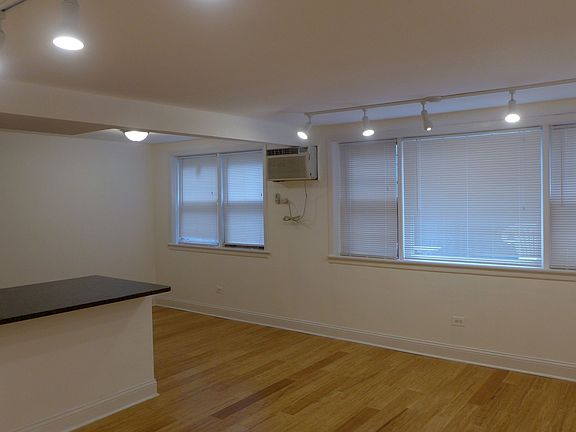 3rd image of 500 Clinton Ave APT 2
