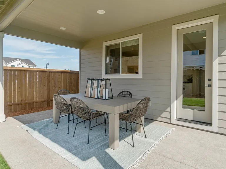 6682 SW Brisband St — Photo 26