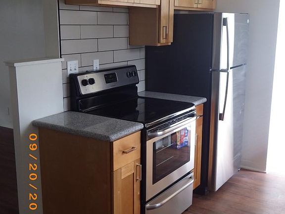 2nd image of 3015 E Alta Vista St
