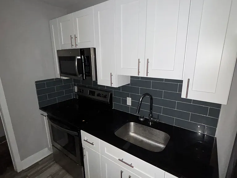 1509 S 17th St #B110 — Photo 2