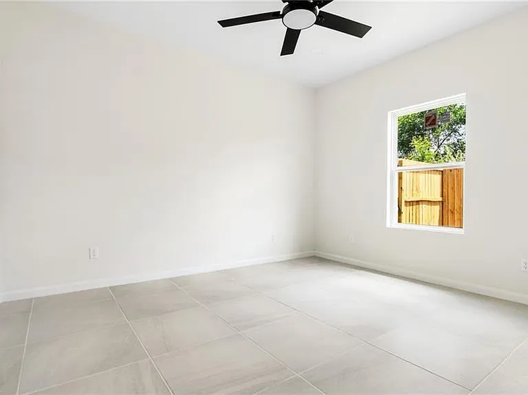 2609 Bald Cypress Dr #1 — Photo 11
