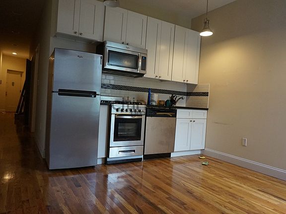 2nd image of 396 Prospect Ave #2