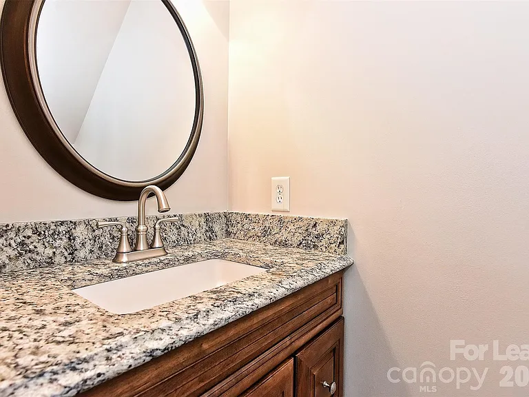 9824 Carson Whitley Ave — Photo 9