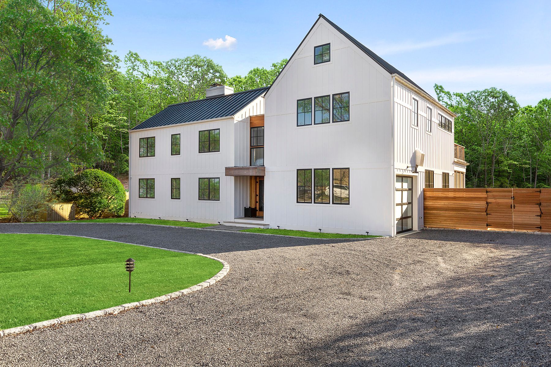 145 Hildreth Ln in Bridgehampton Out East