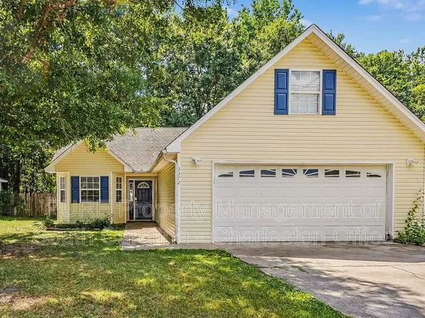 3372 Wayland Dr, Ladson, SC 29456